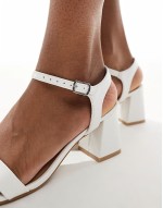 block heel sandal in white